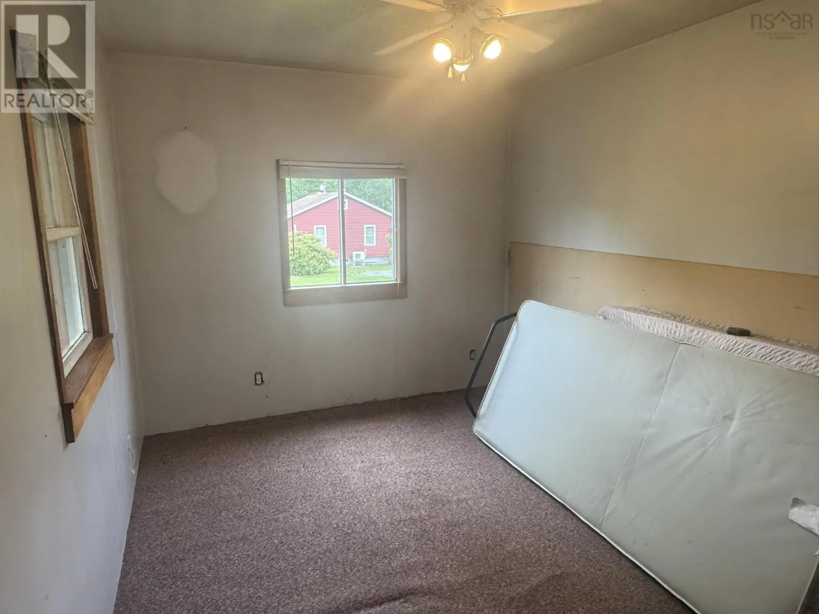 185 West Caledonia Road