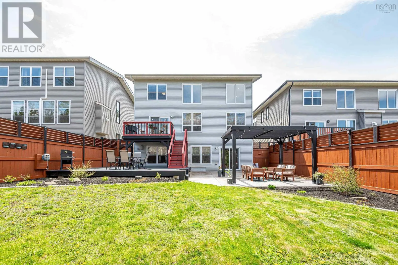 182 Amesbury Gate