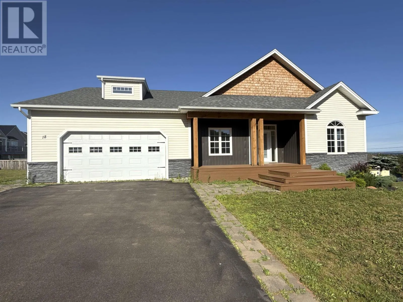 18 Paget Crescent