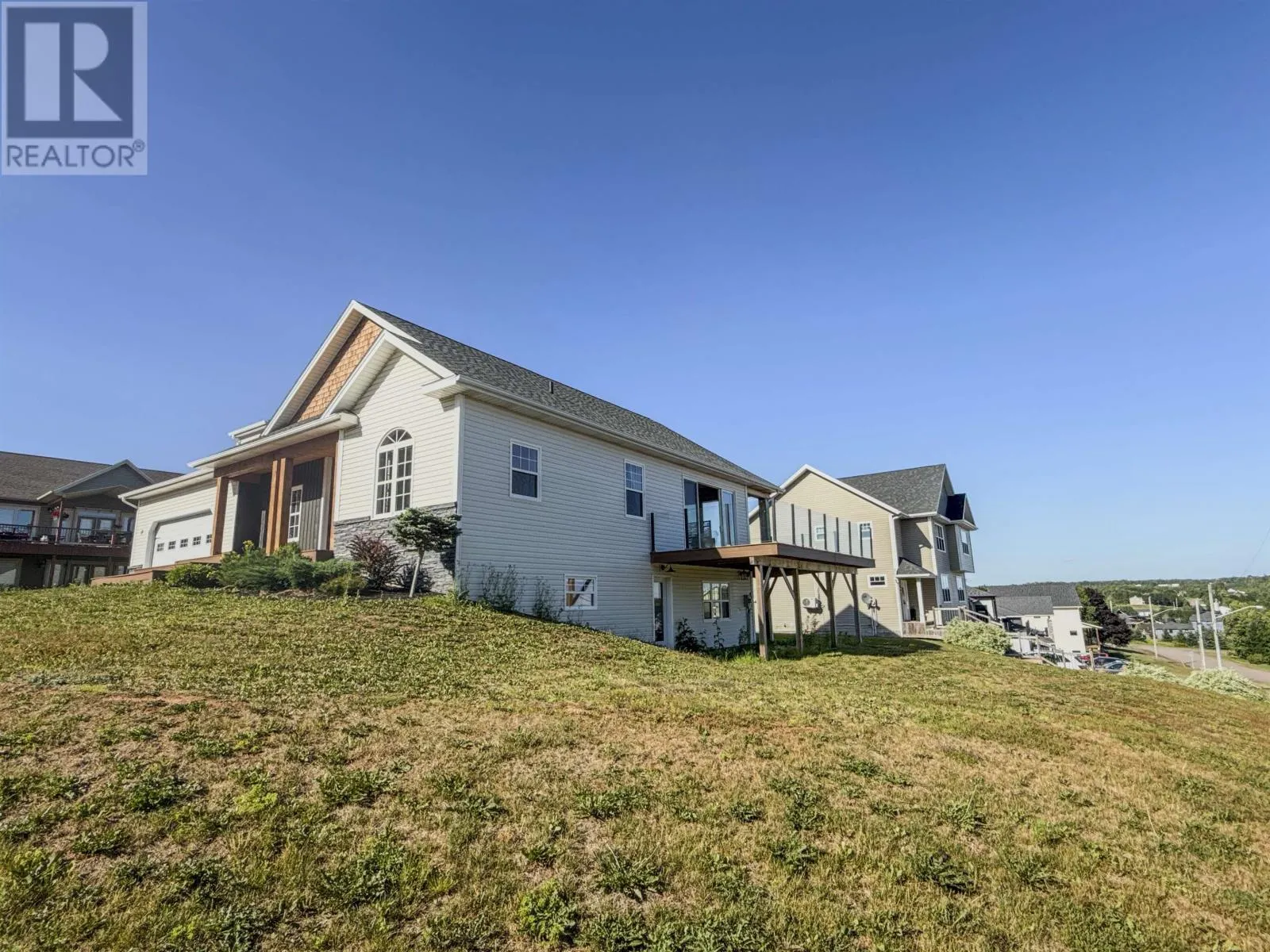 18 Paget Crescent