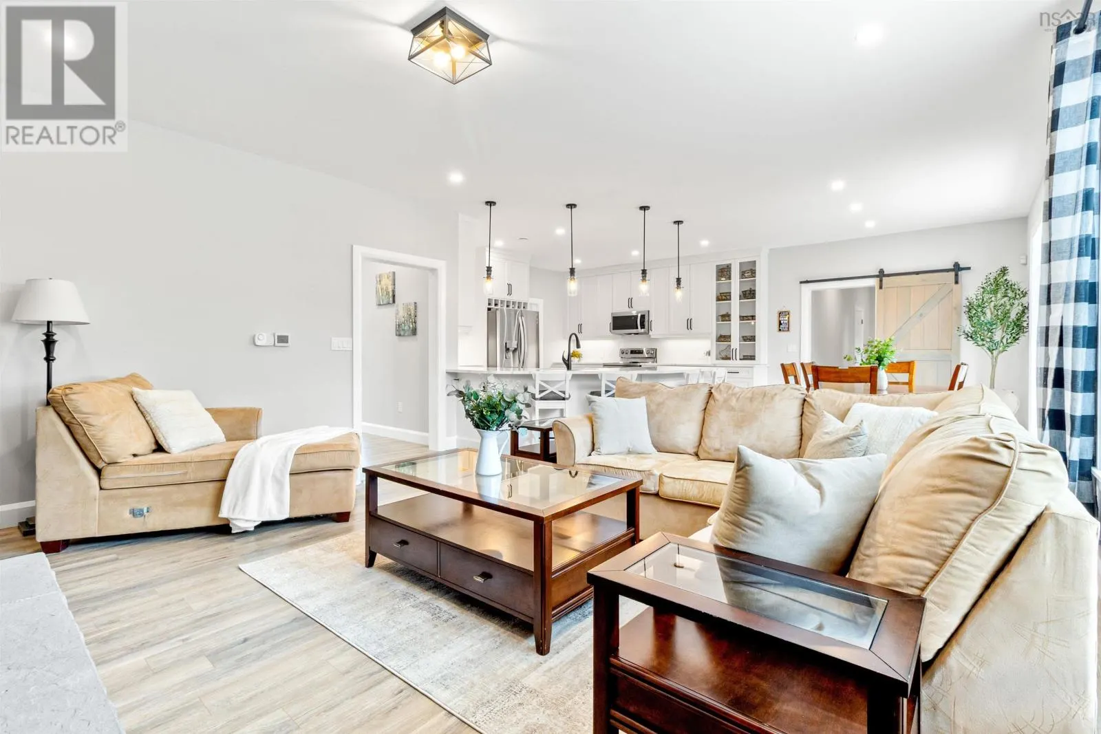 379 Meadow View Way