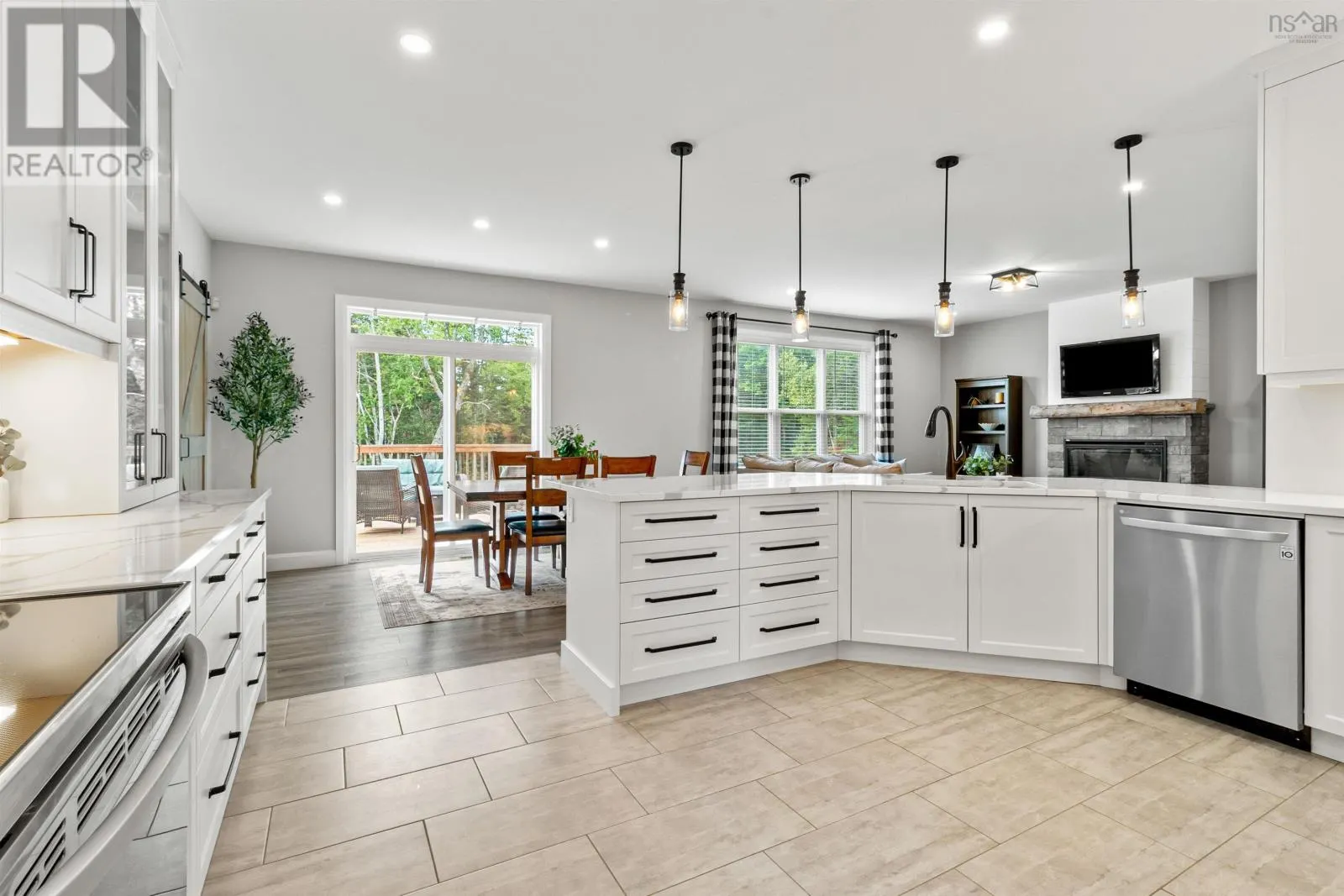 379 Meadow View Way
