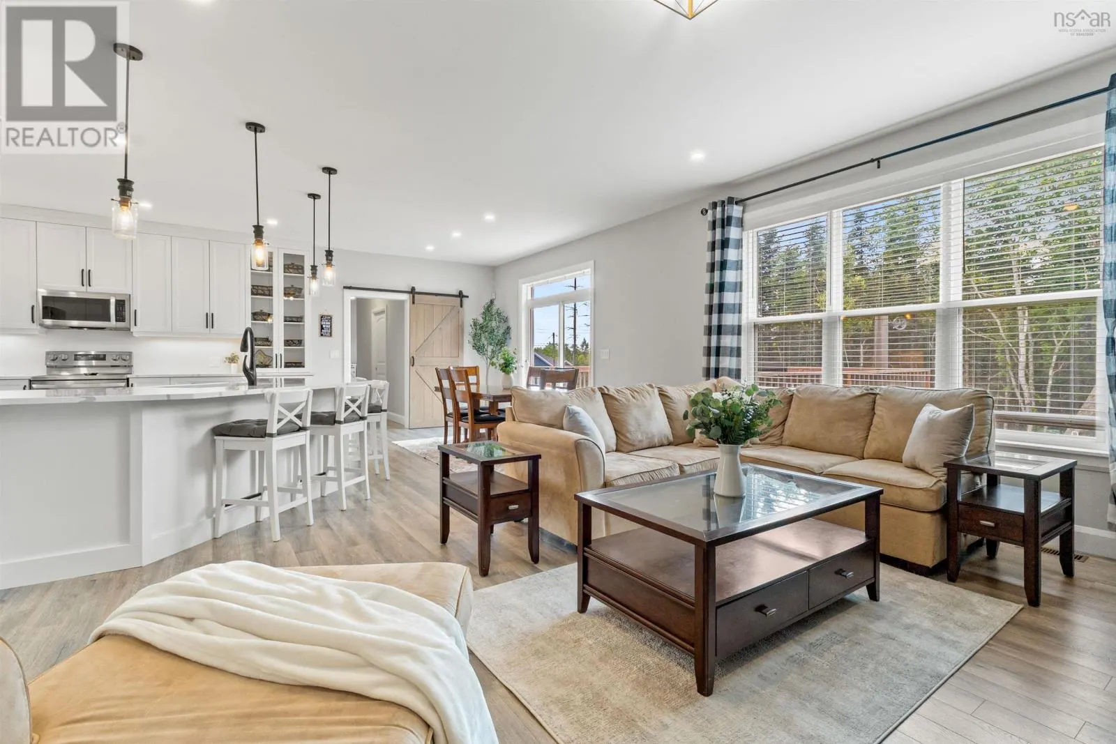 379 Meadow View Way