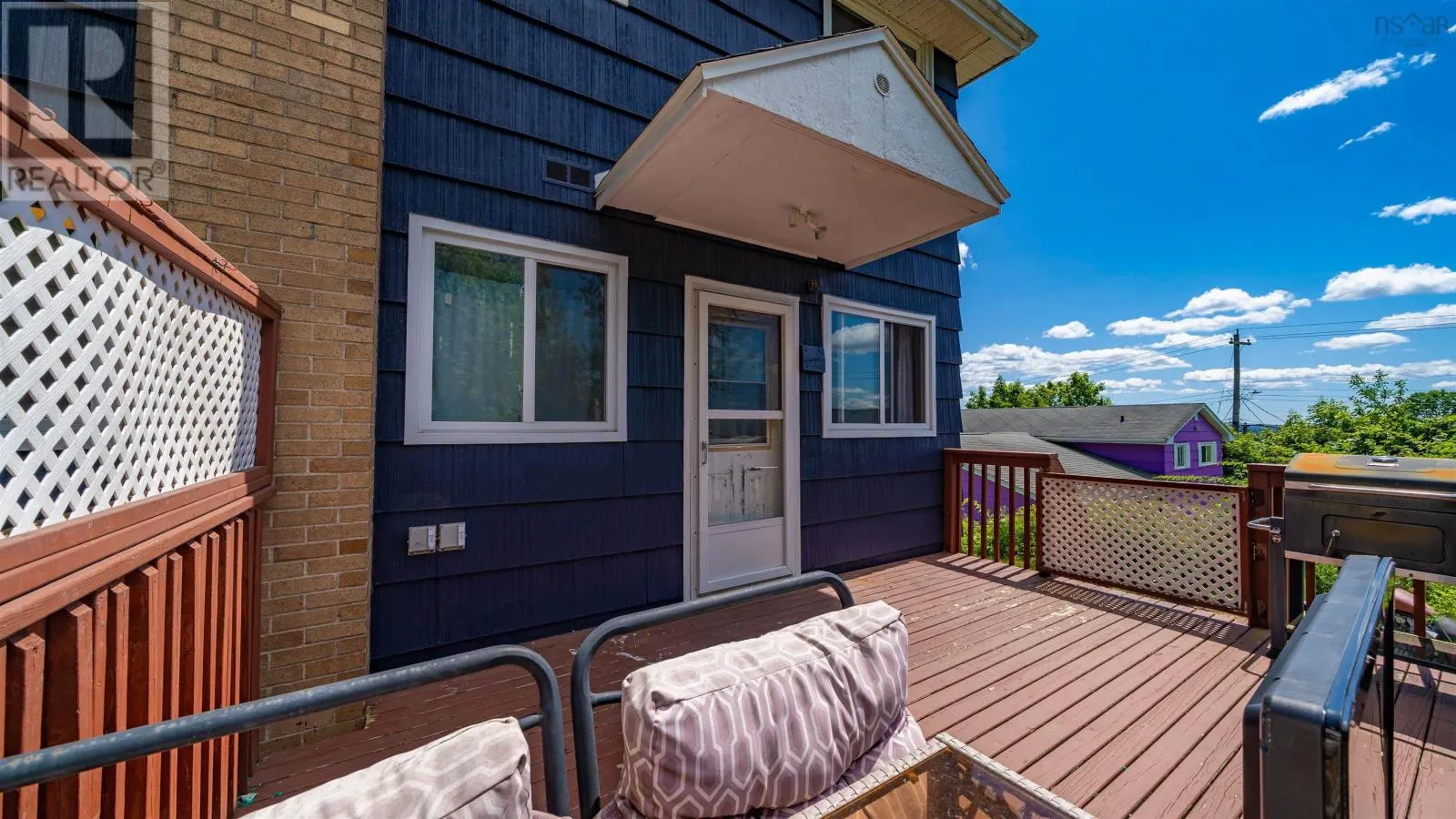 8/8A David Street