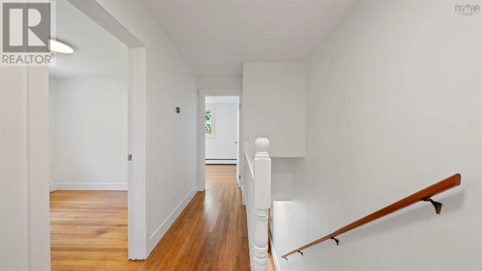 8/8A David Street