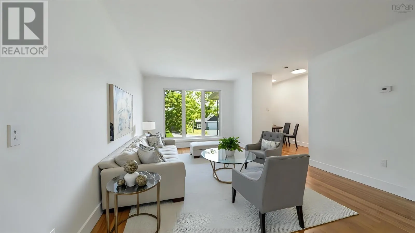 8/8A David Street