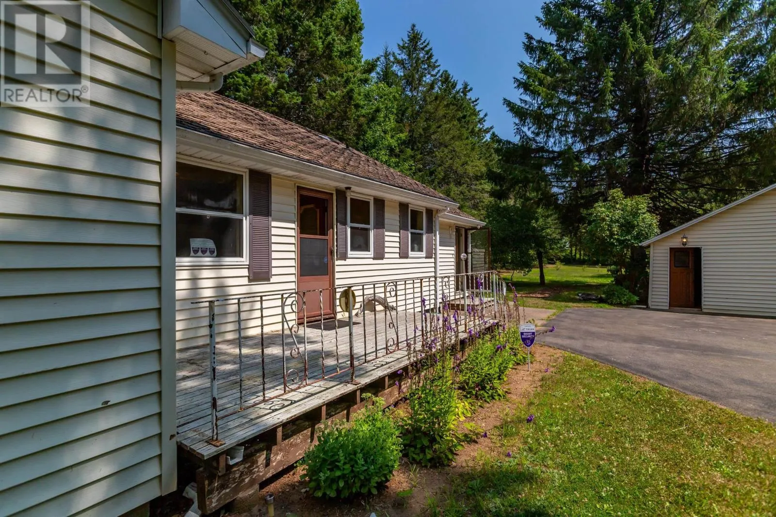 1524 Marshall Road