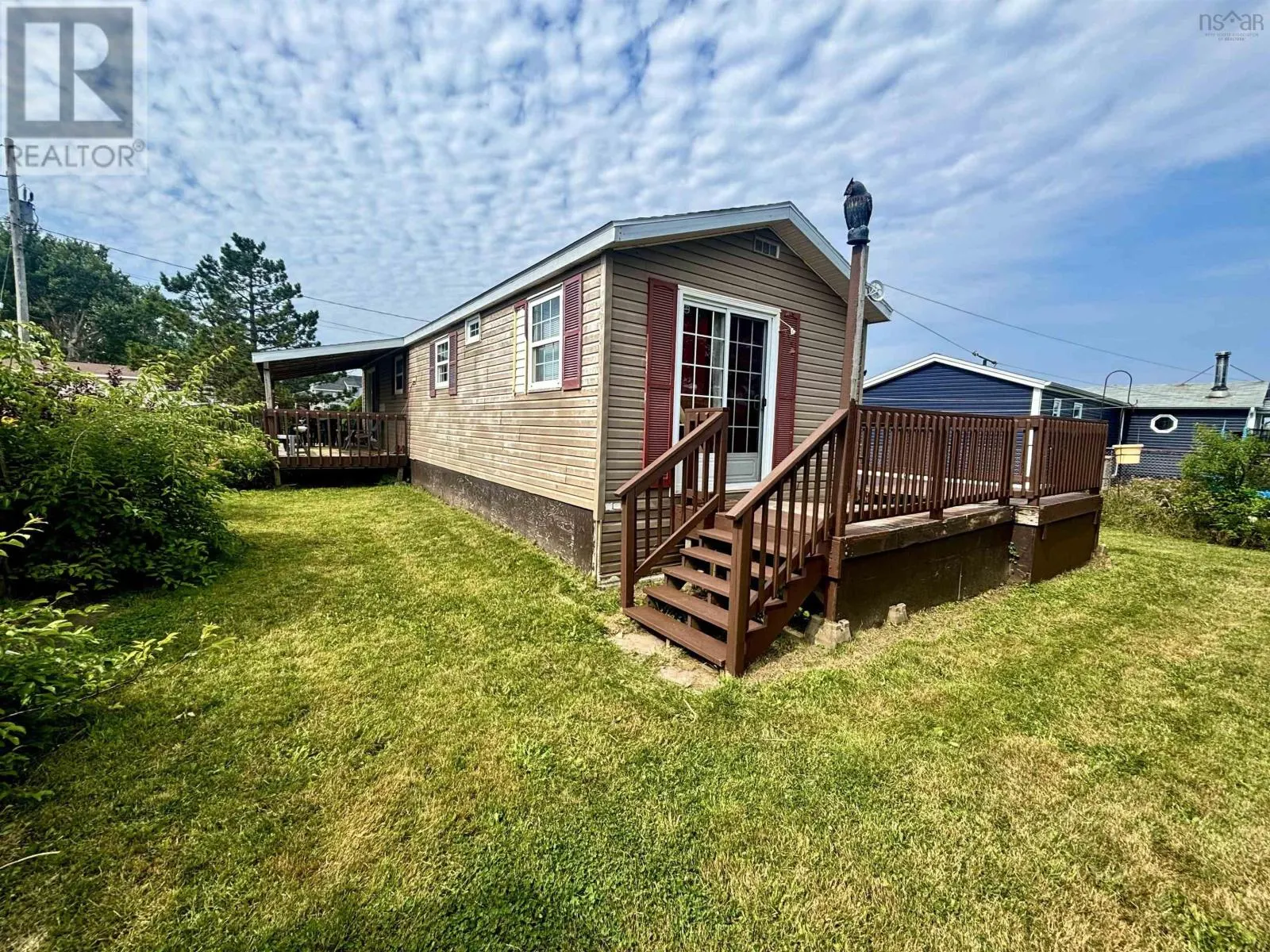35 Allan J Memorial Avenue