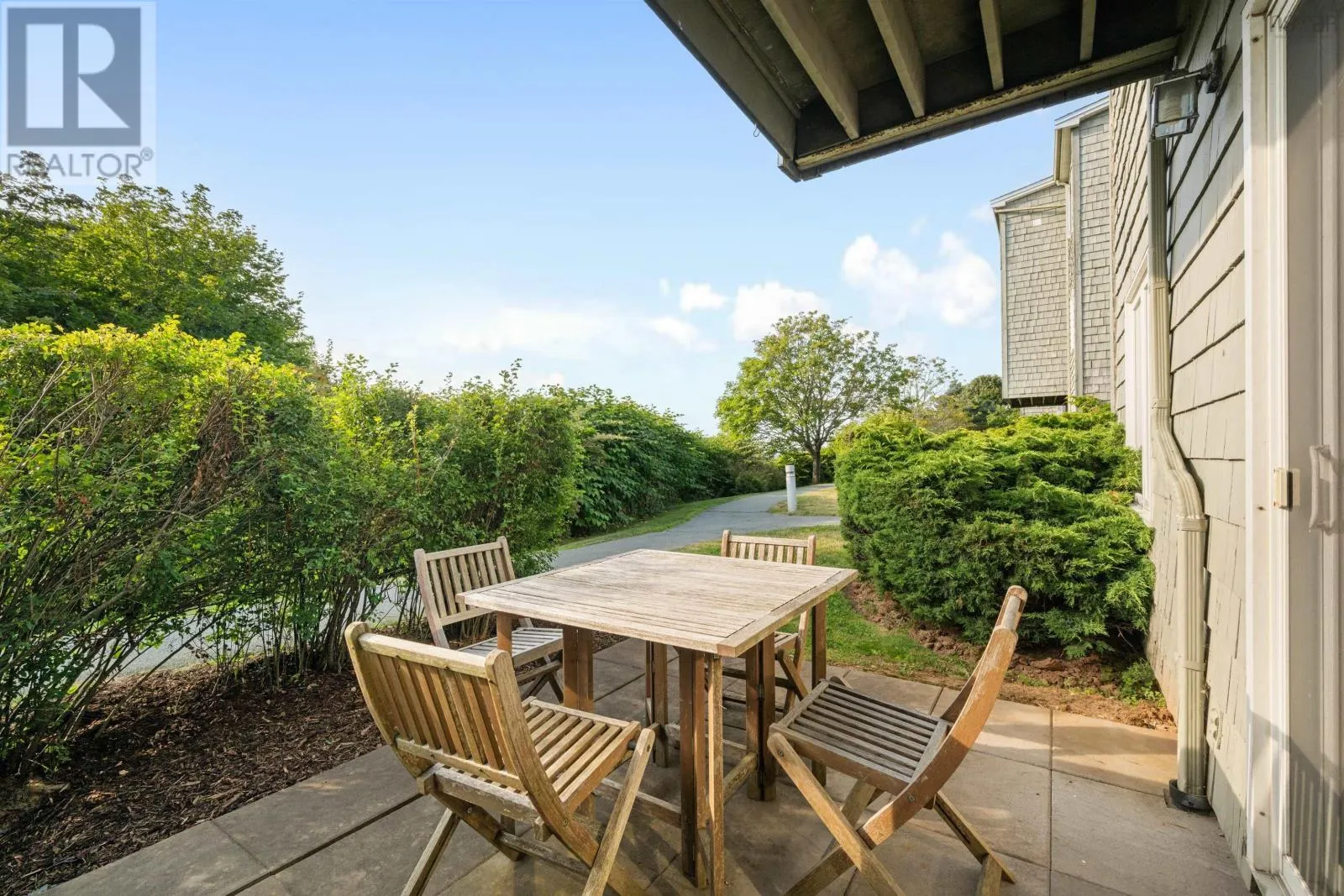 5929 Gainsborough Place