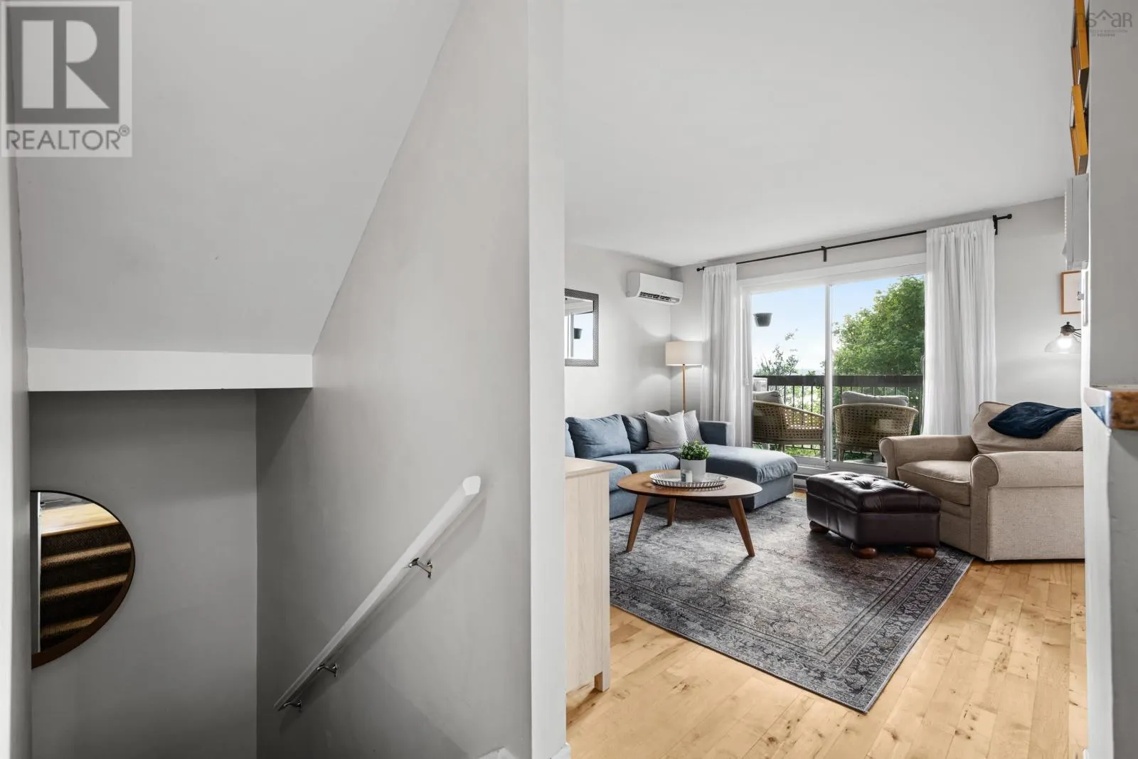 5929 Gainsborough Place
