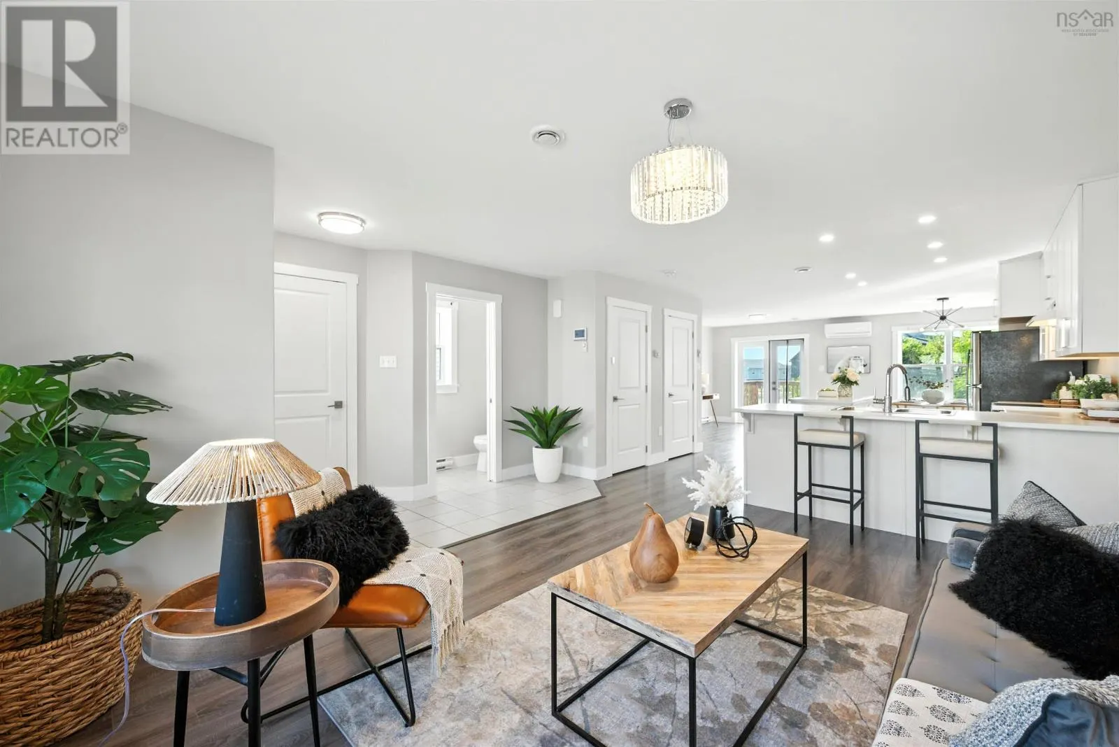 38 Quartz Drive