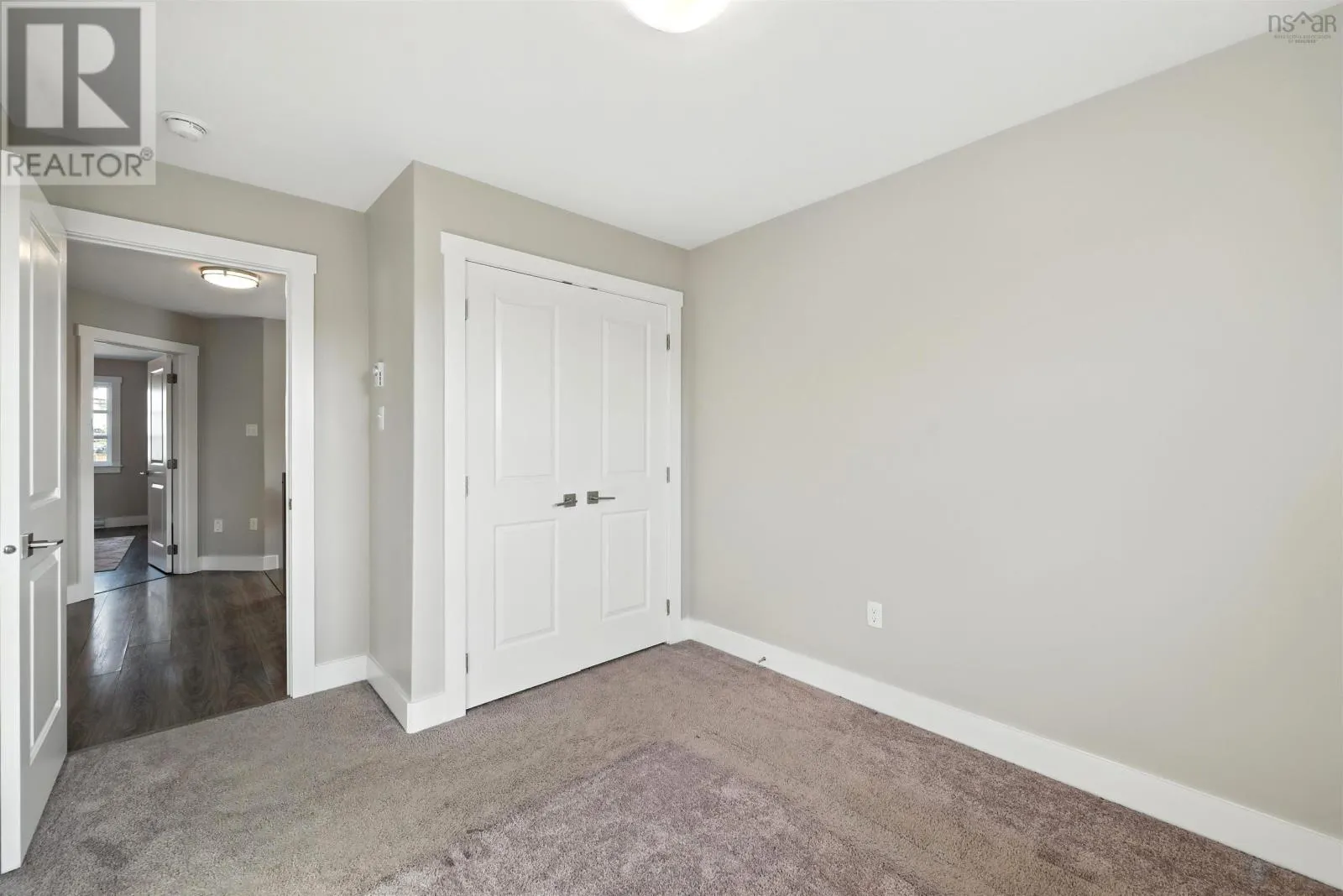38 Quartz Drive