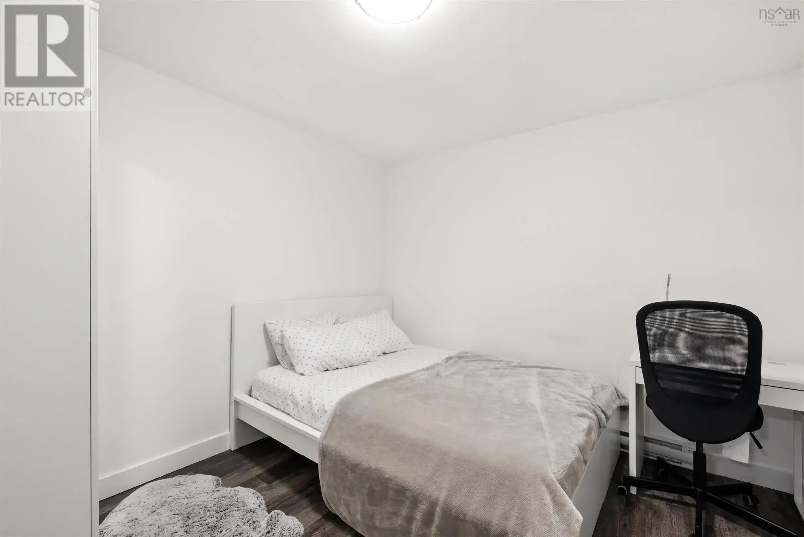 38 Quartz Drive