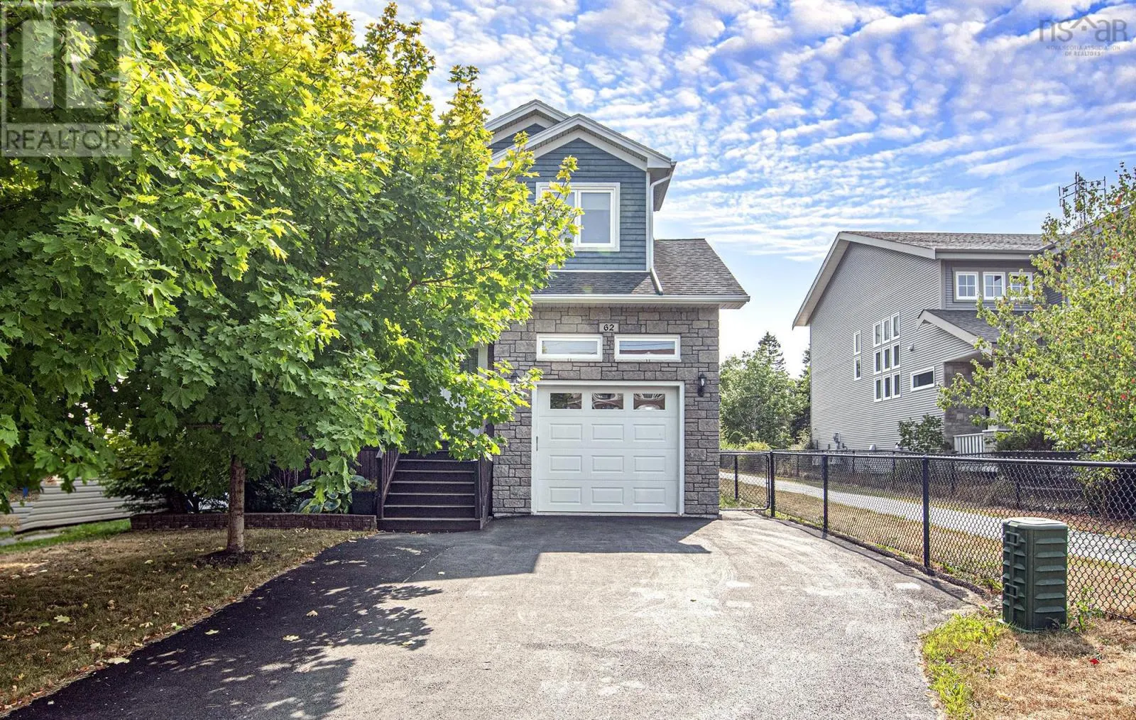 62 Aspenhill Court