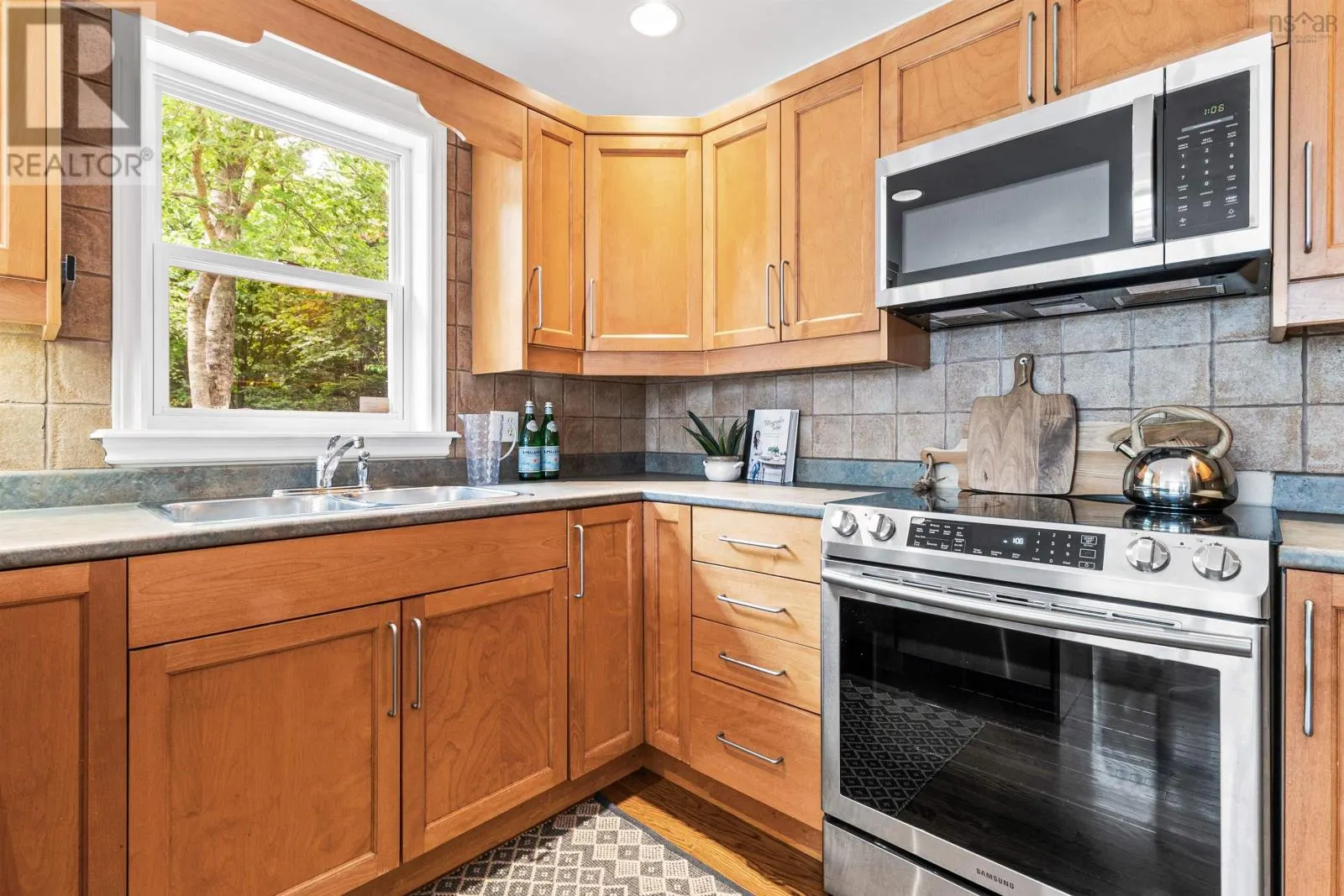 332 Oceanview Drive