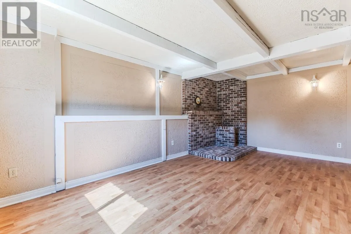 140 SPRUCE Drive