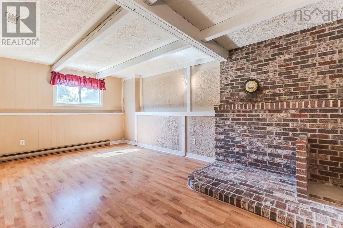 140 SPRUCE Drive