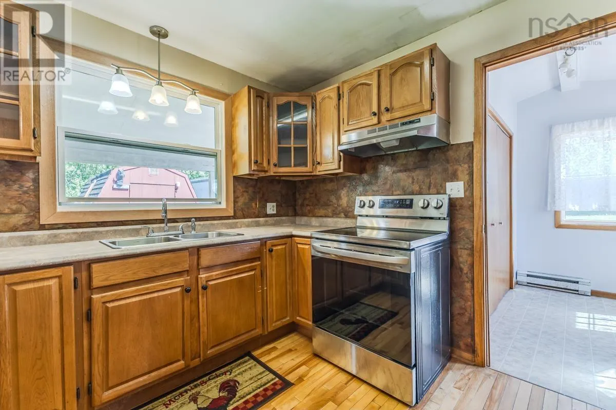 140 SPRUCE Drive