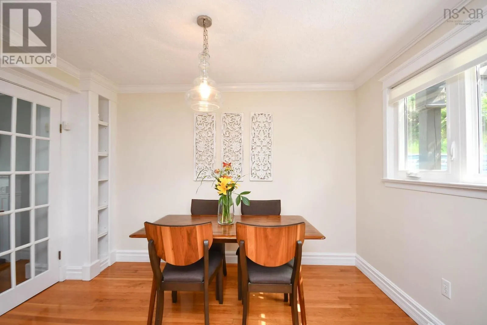 27 Dartmoor Crescent