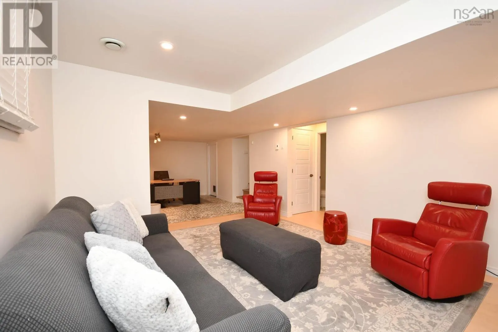 27 Dartmoor Crescent