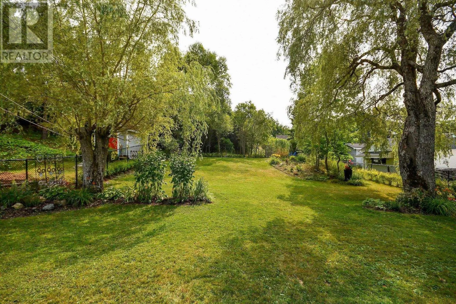 27 Dartmoor Crescent