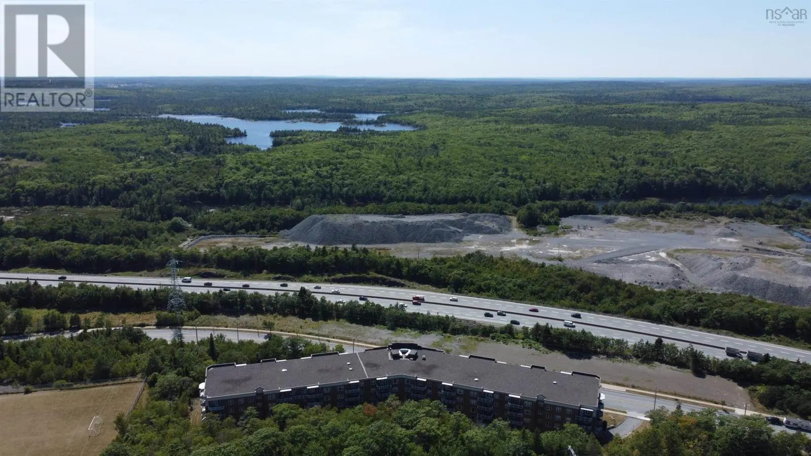 413 767 Parkland Drive