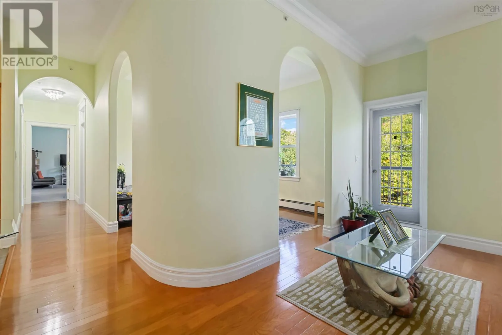 413 767 Parkland Drive