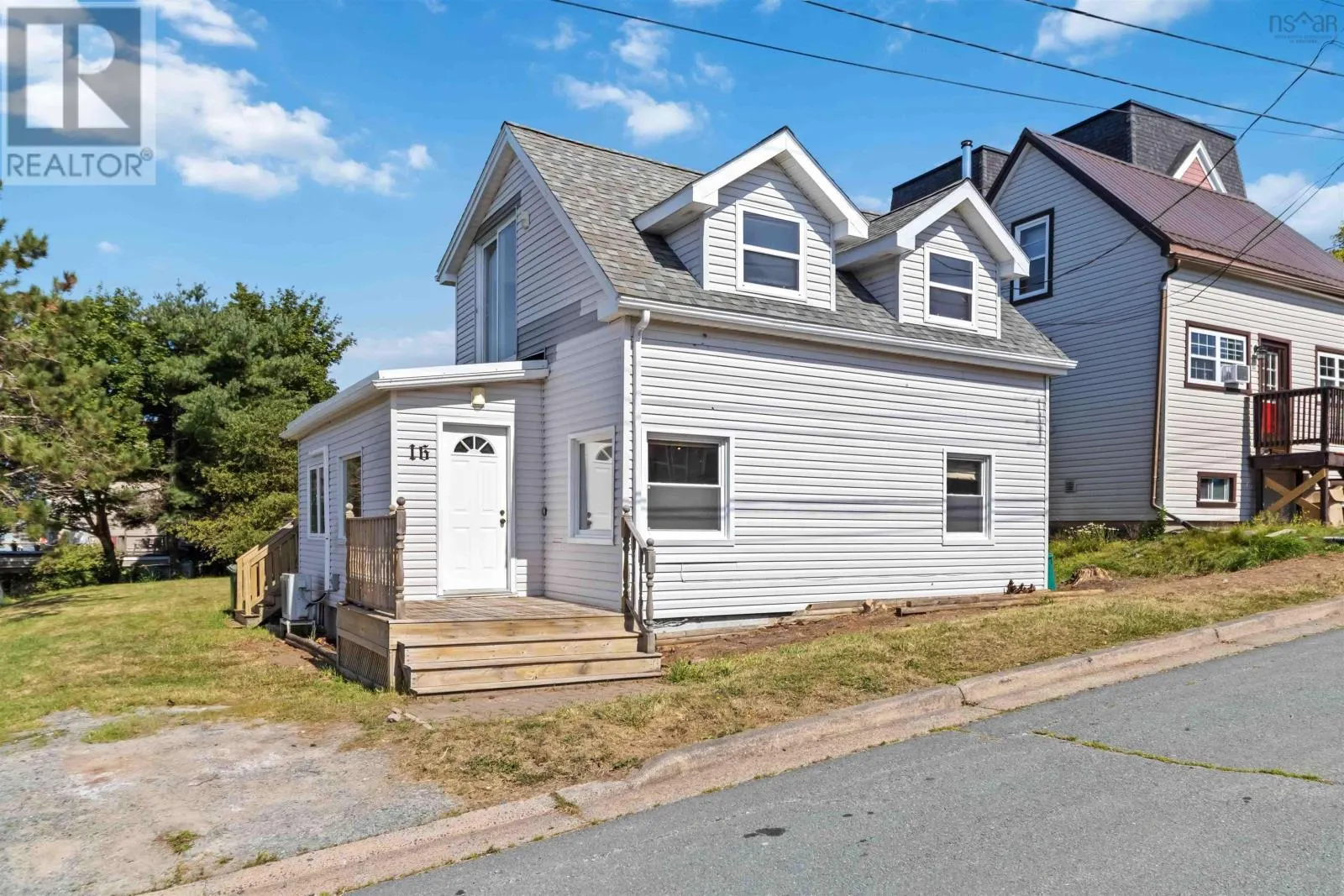 16 Stephen St