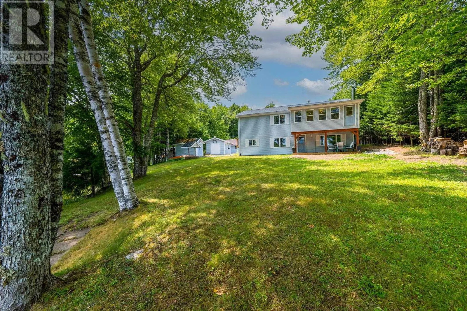 88 Lake Lewis Lane