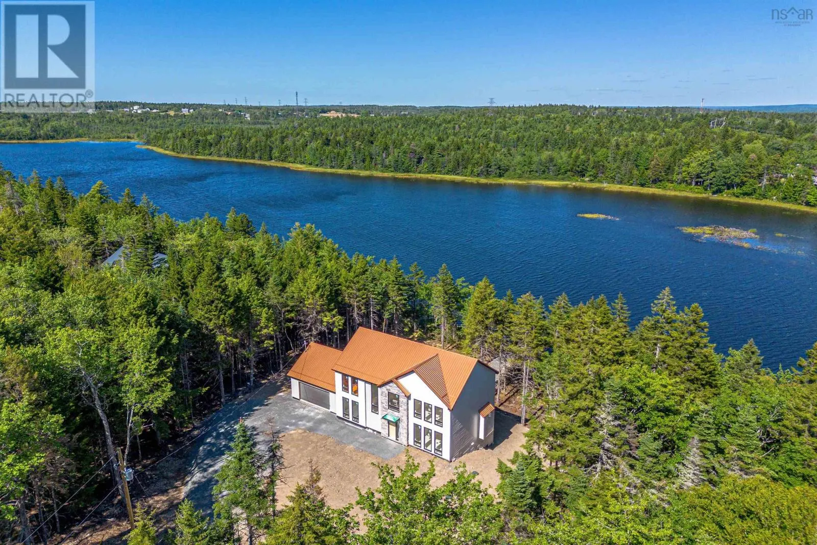 83 Canoe Crescent
