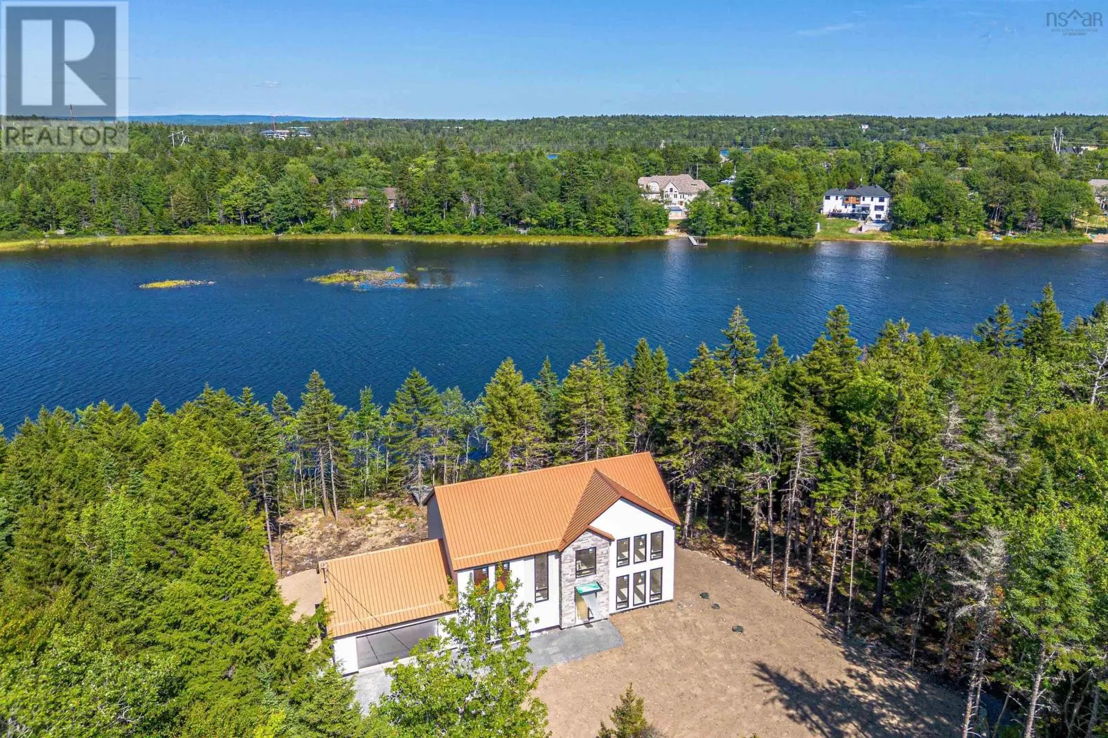 83 Canoe Crescent