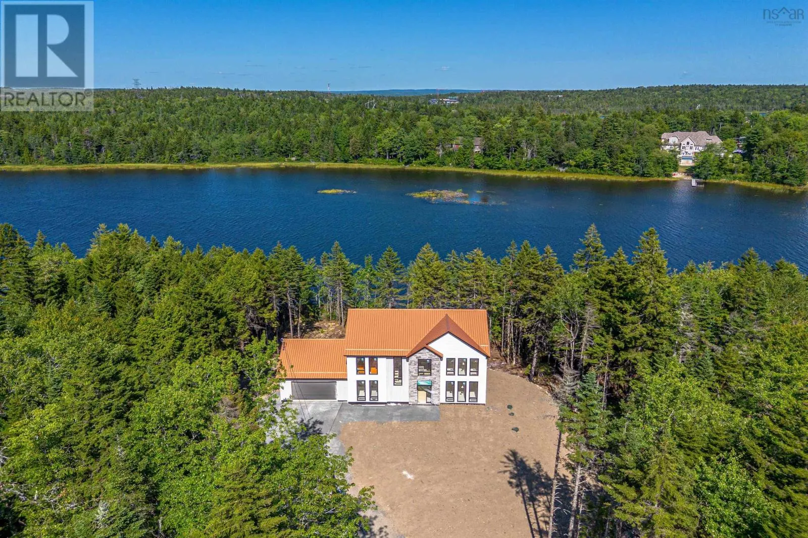 83 Canoe Crescent