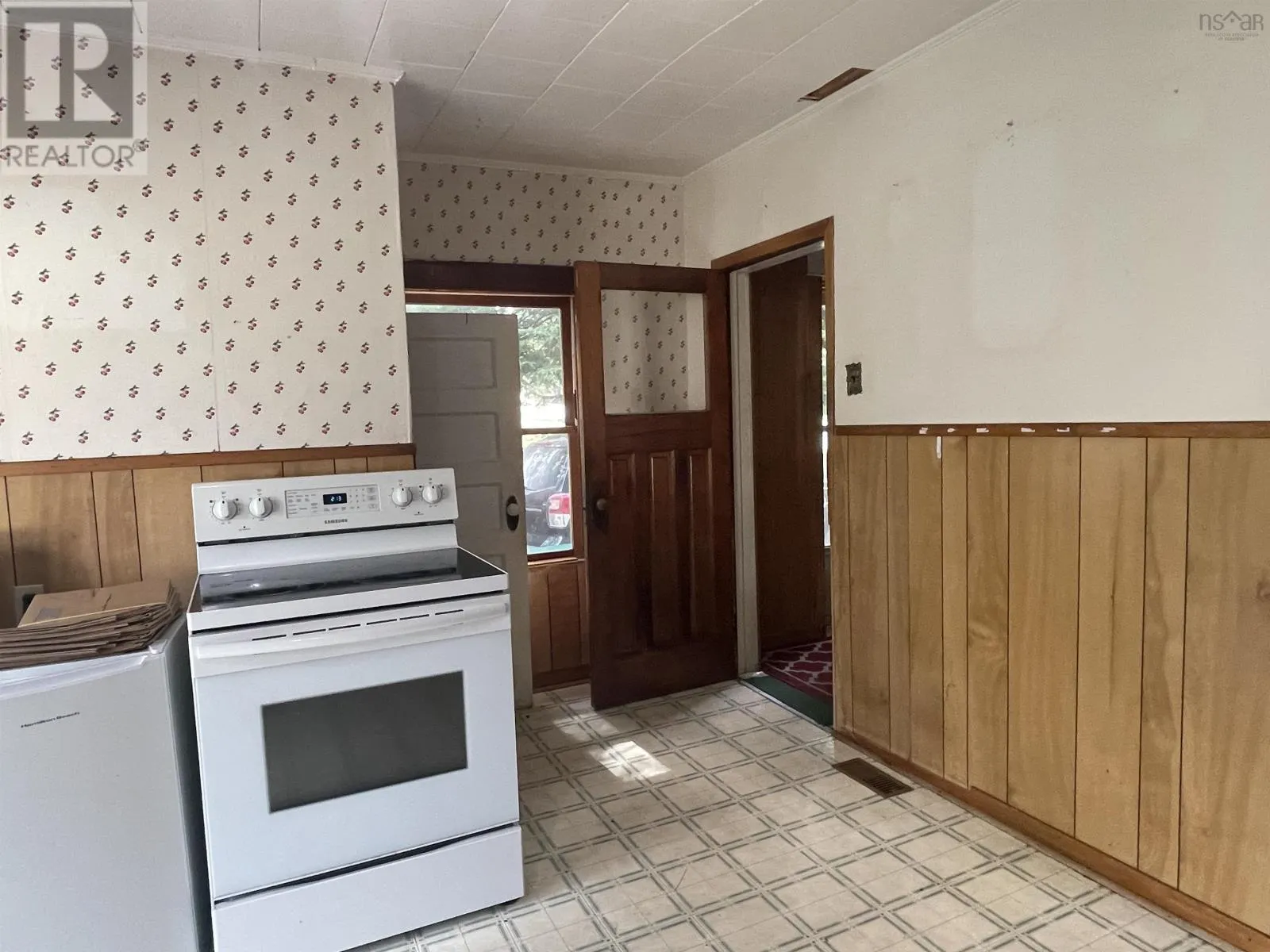 58 Seventh Street|58 7th Street