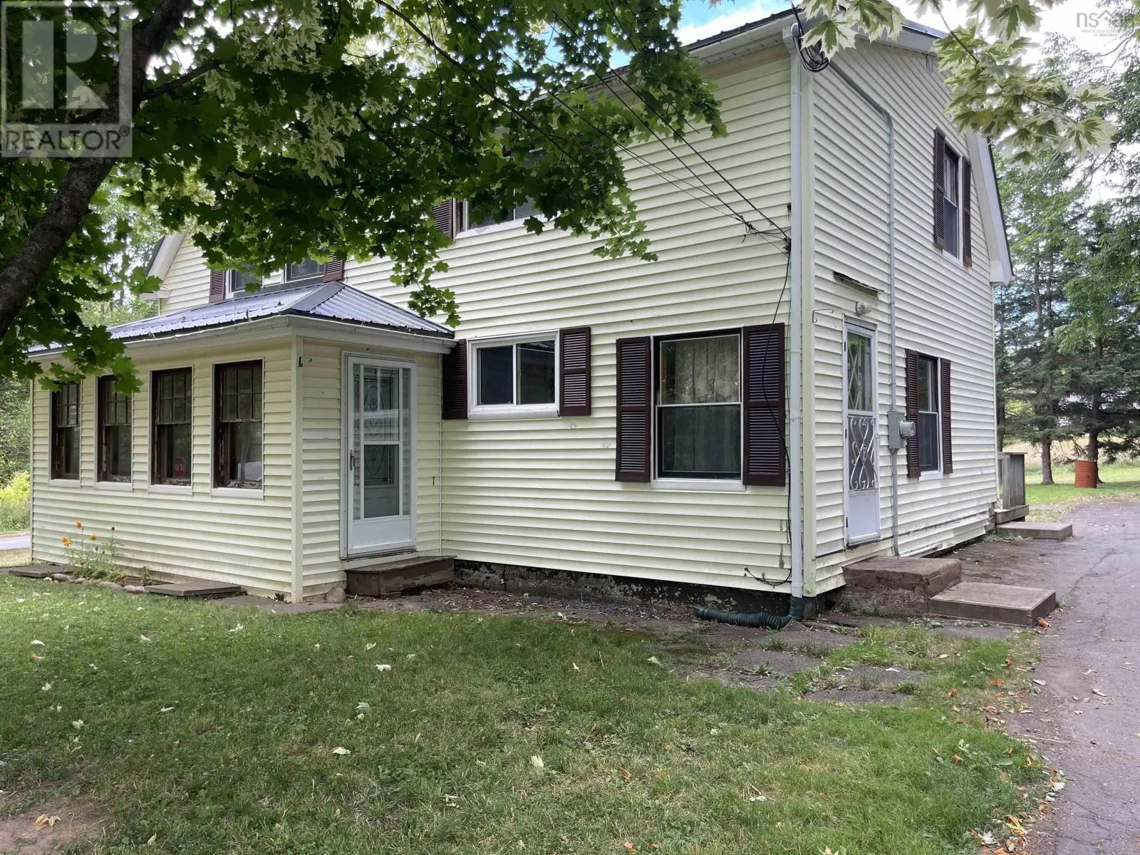 58 Seventh Street|58 7th Street