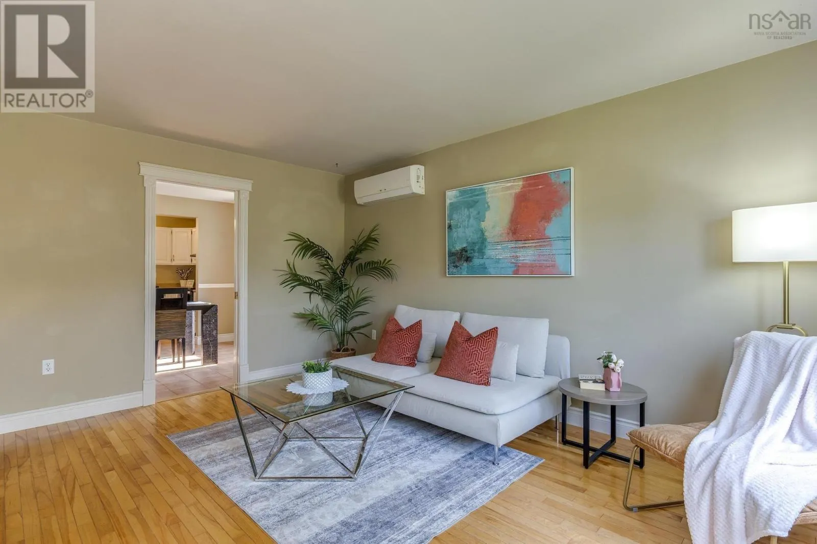 18 Anahid Court