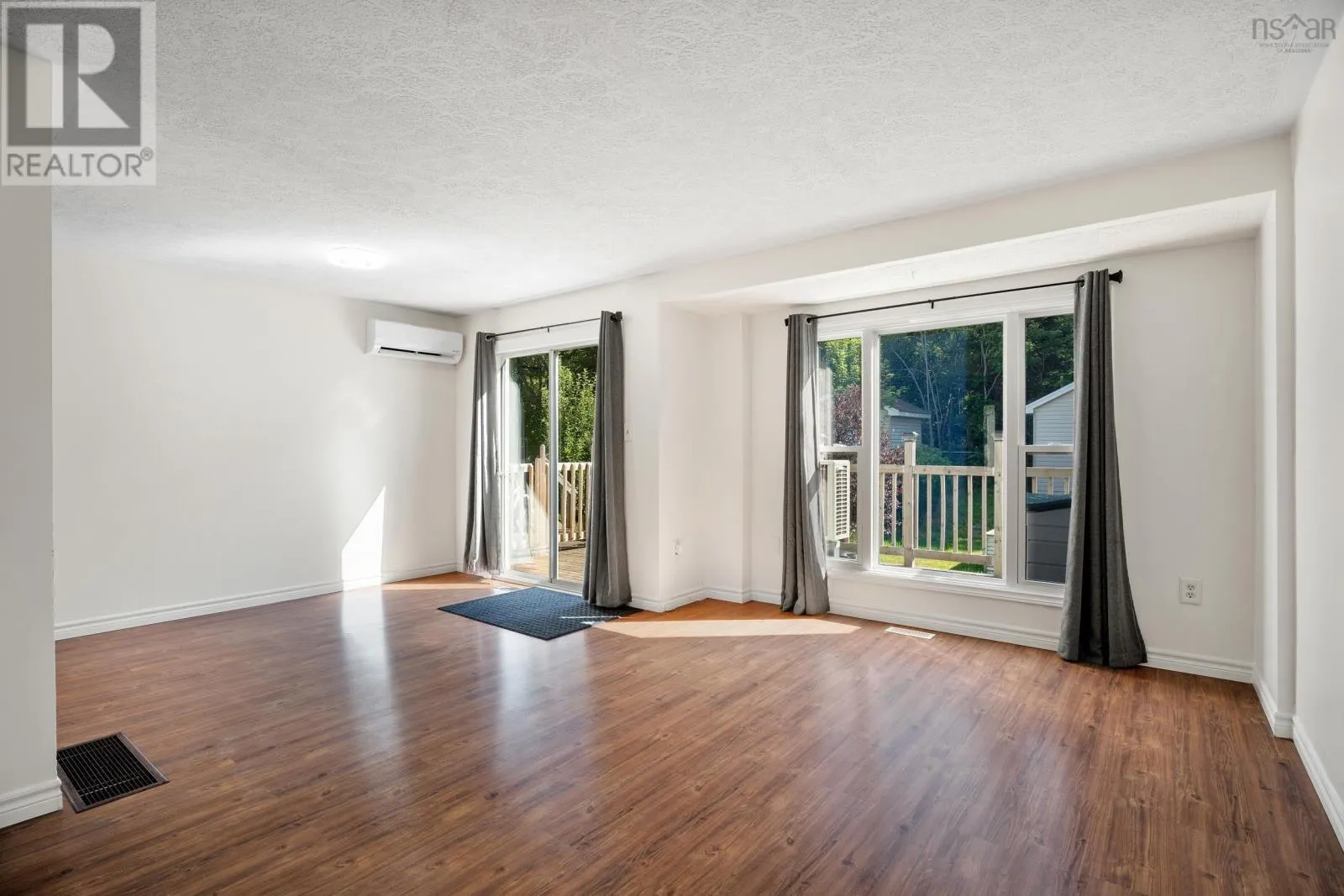 37 Circassion Drive