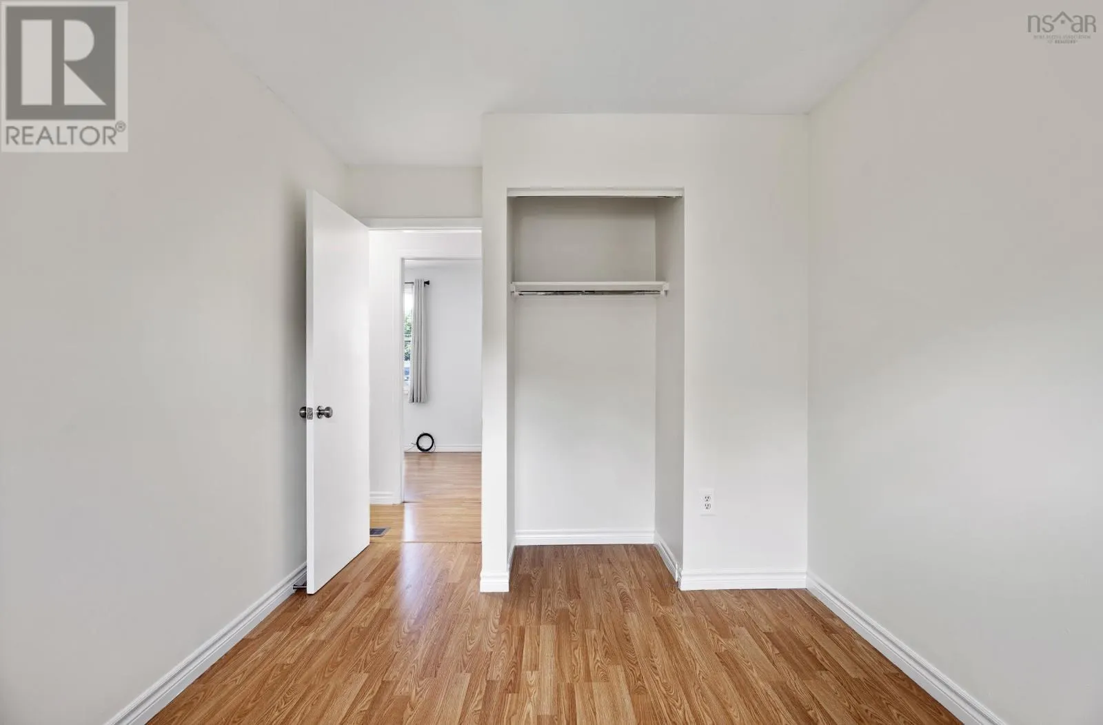 37 Circassion Drive