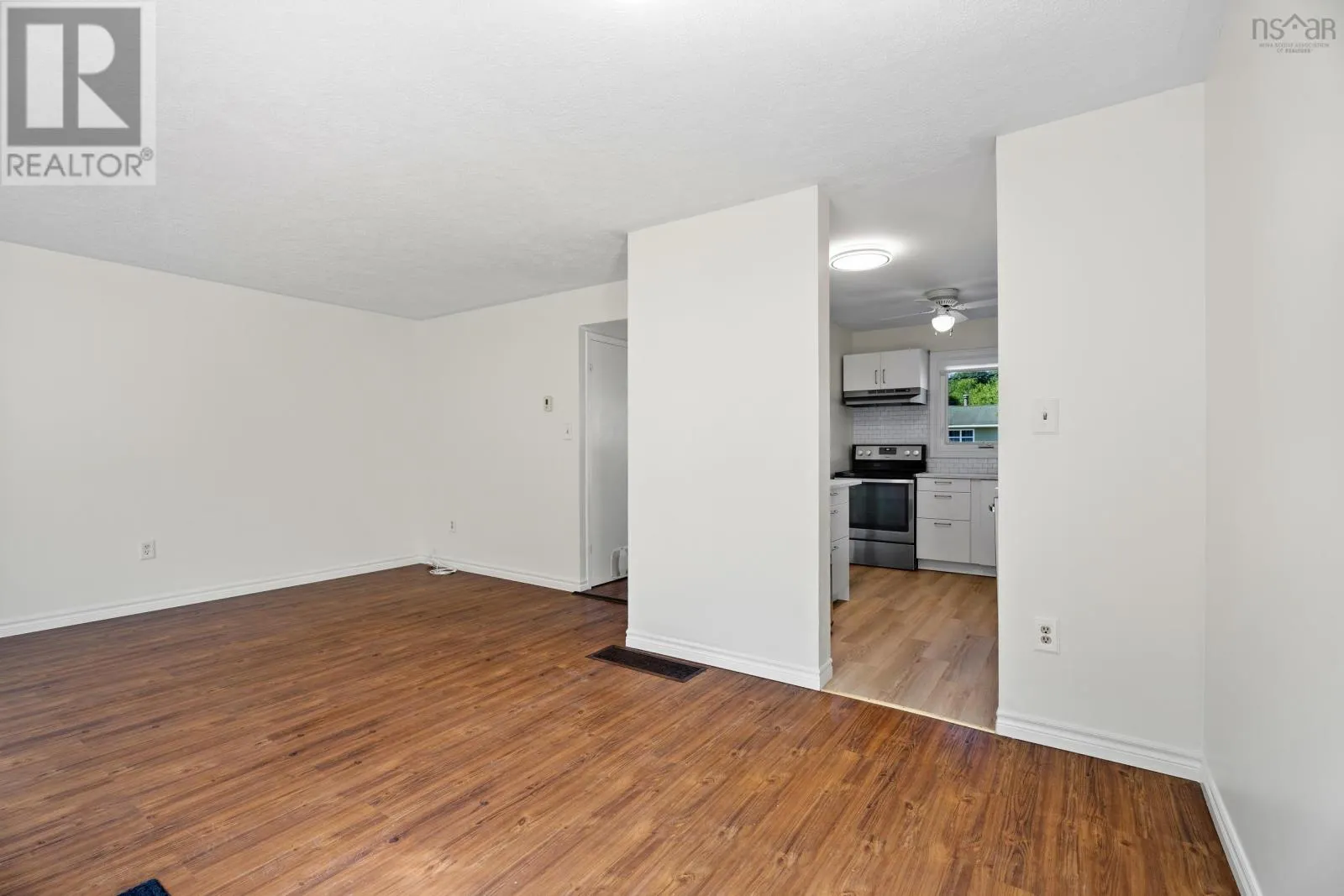 37 Circassion Drive