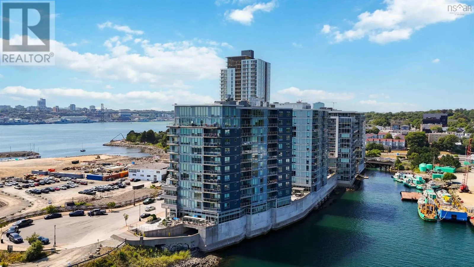 701 67 Kings Wharf Place