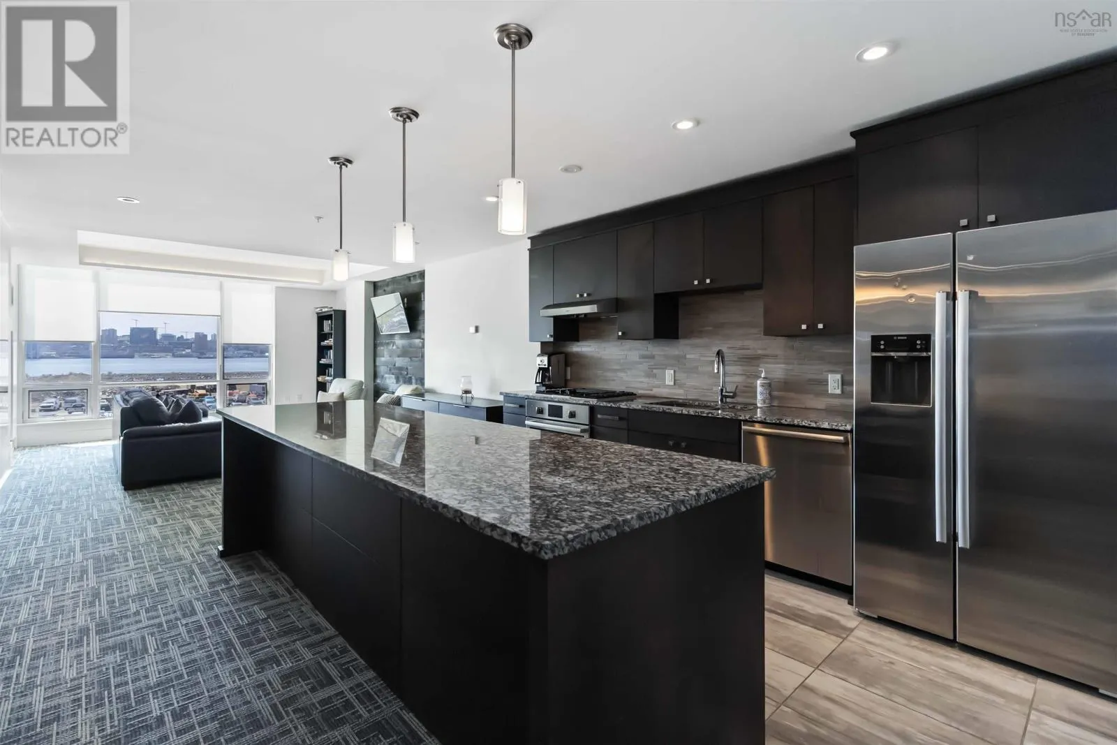 701 67 Kings Wharf Place
