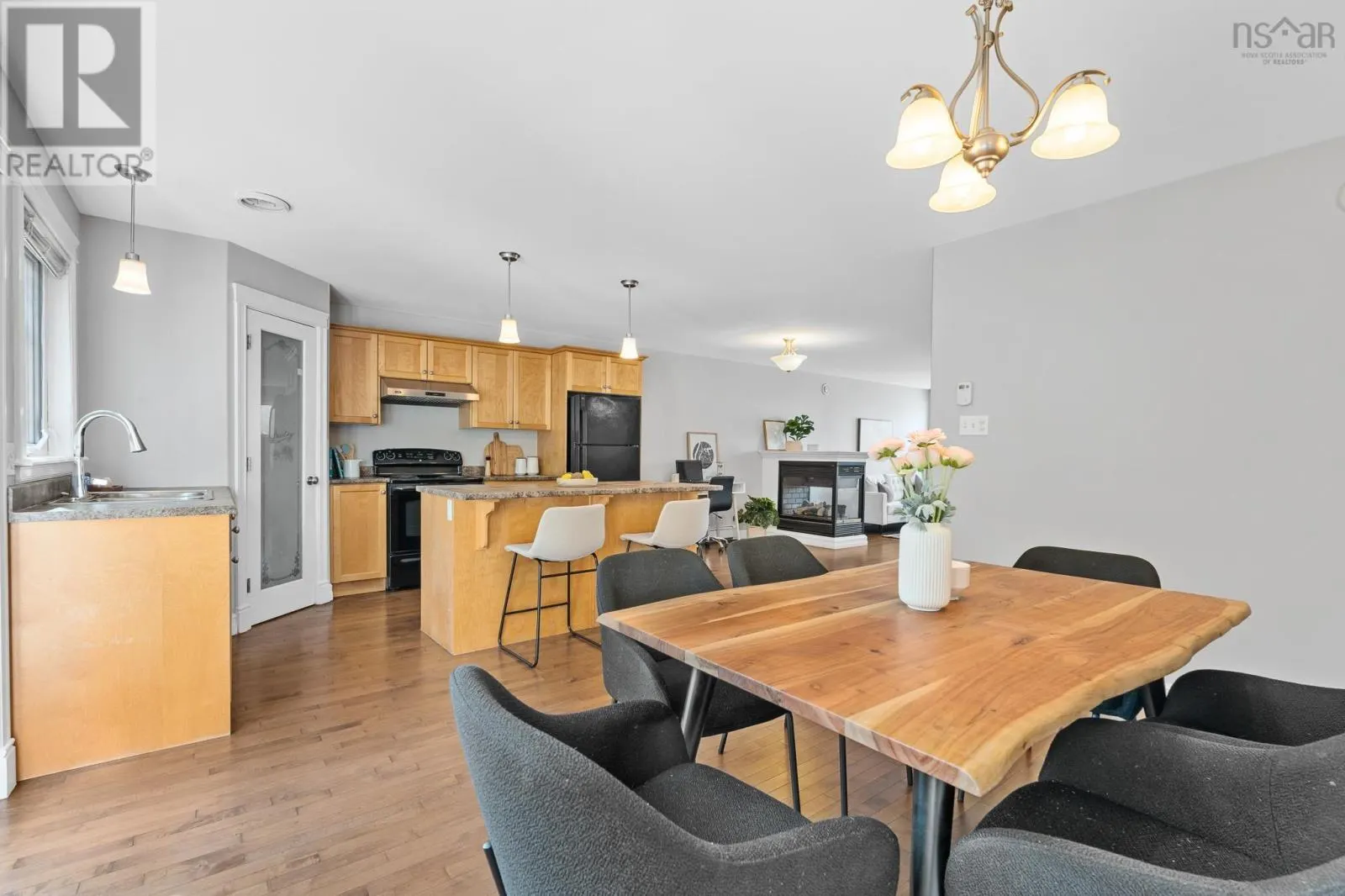 29 Promise Grove