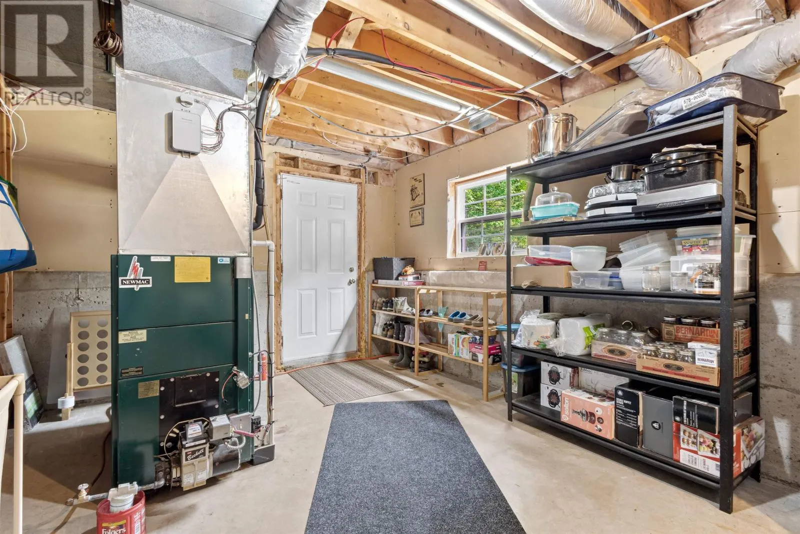 76 Poplar Drive