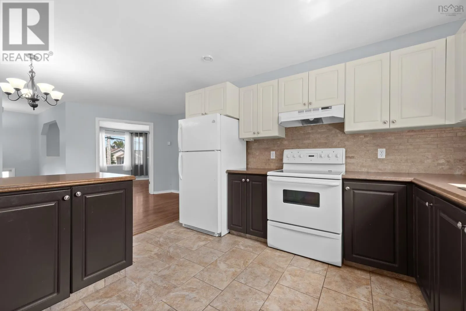 251 Melrose Crescent