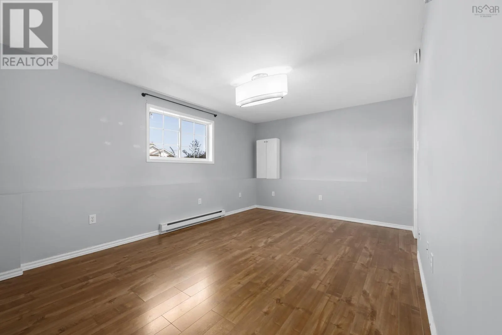 251 Melrose Crescent