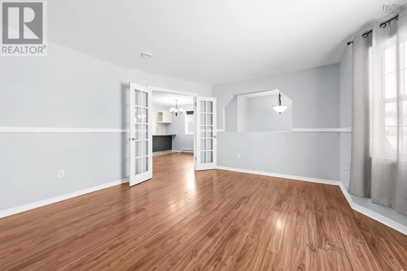 251 Melrose Crescent