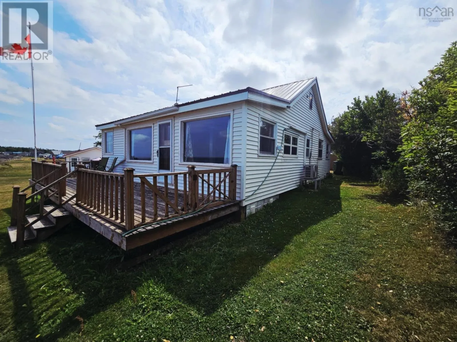 41 Periwinkle Lane