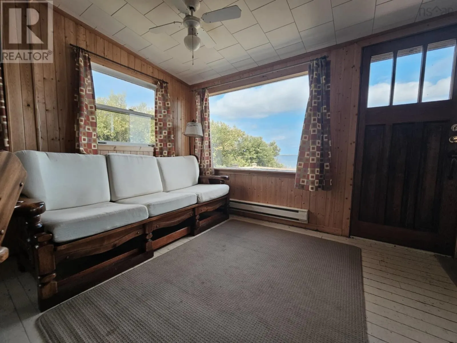 41 Periwinkle Lane