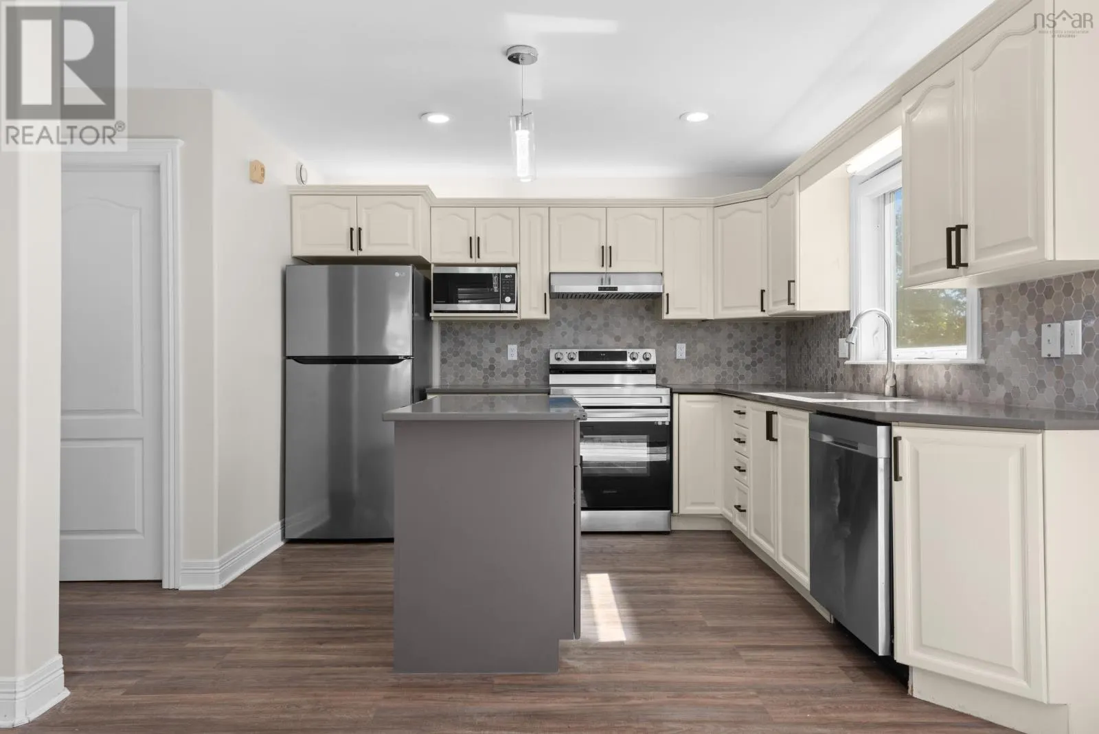 73 Red Fern Terrace