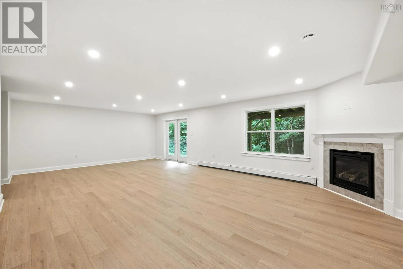 185 Carnoustie Drive