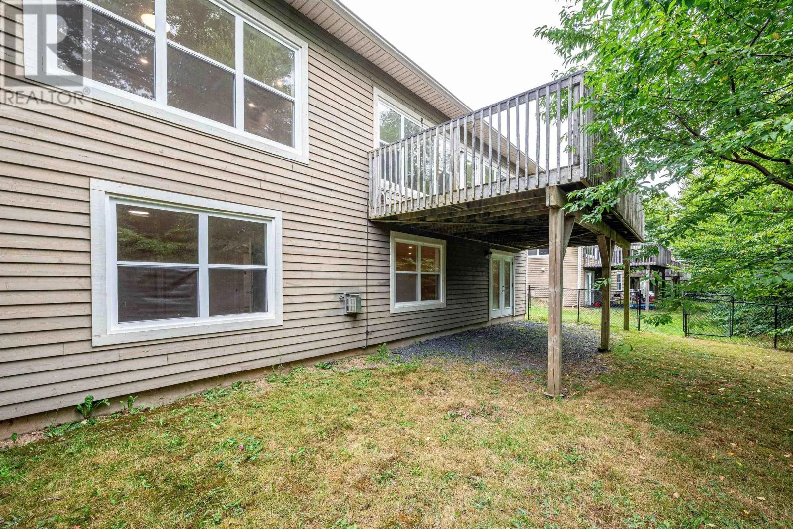 185 Carnoustie Drive